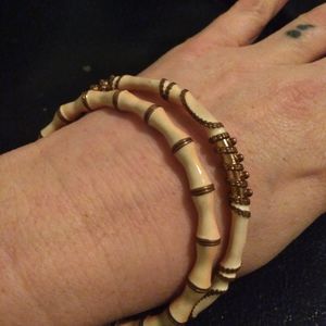 Ladies Ivory Bracelet Set